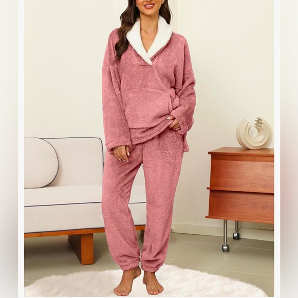 NWT PINK FLEECE FLANNEL PAJAMAS-S - Picture 3 of 17